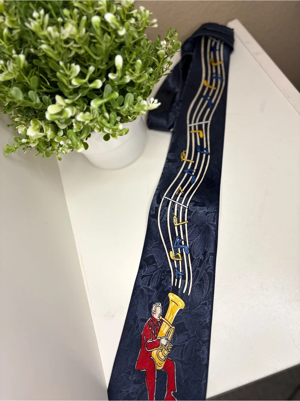 Vintage Master-Man Hand Made Musical Novelty Tie Navy Tuba MusicNotes Jacquard